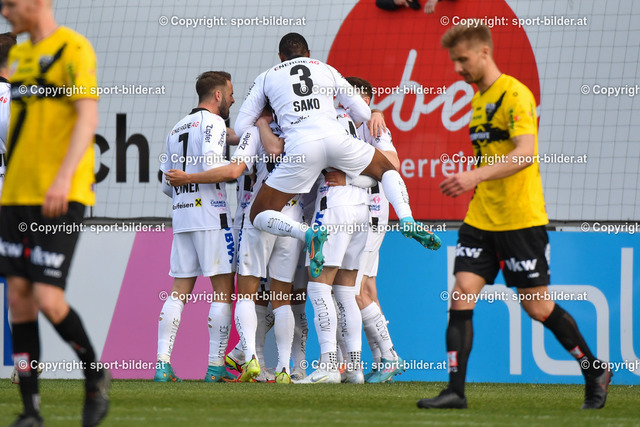 Fussball LASK Linz vs SCR Altach_ 23.04.2022-52 | bilder, linz, oberösterreich, photo, foto, fussball, sport, bundesliga, tiere, hunde, landschaft, eishockey, handball, tischtennis, fodo.media