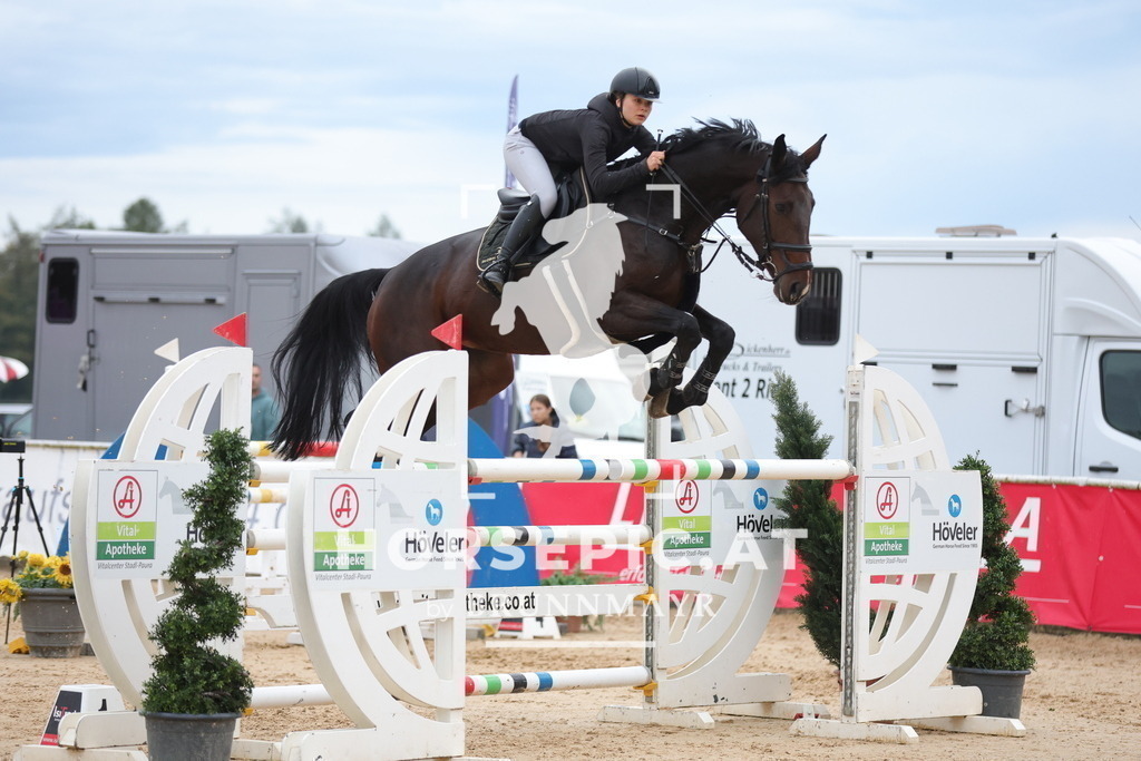 0P6A7446 | Willkommen bei Brunnmayr - Design & Fotografie – Ihrem Spezialisten für Reitturniere und Pferdeveranstaltungen in Oberösterreich, Salzburg und Bayern! Seit über 17 Jahren sind wir leidenschaftlich dabei.