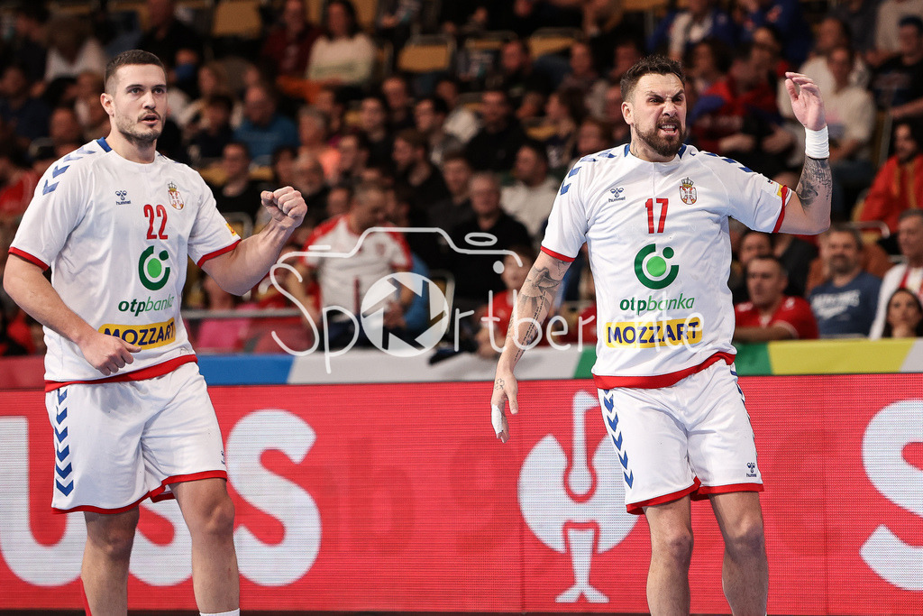 Serbien - Montenegro | Jubel nach einem Treffer fuer die Serben - Milos ORBOVIC (SRB #22) und Bogdan RADIVOJEVIC (SRB #17) / Freude