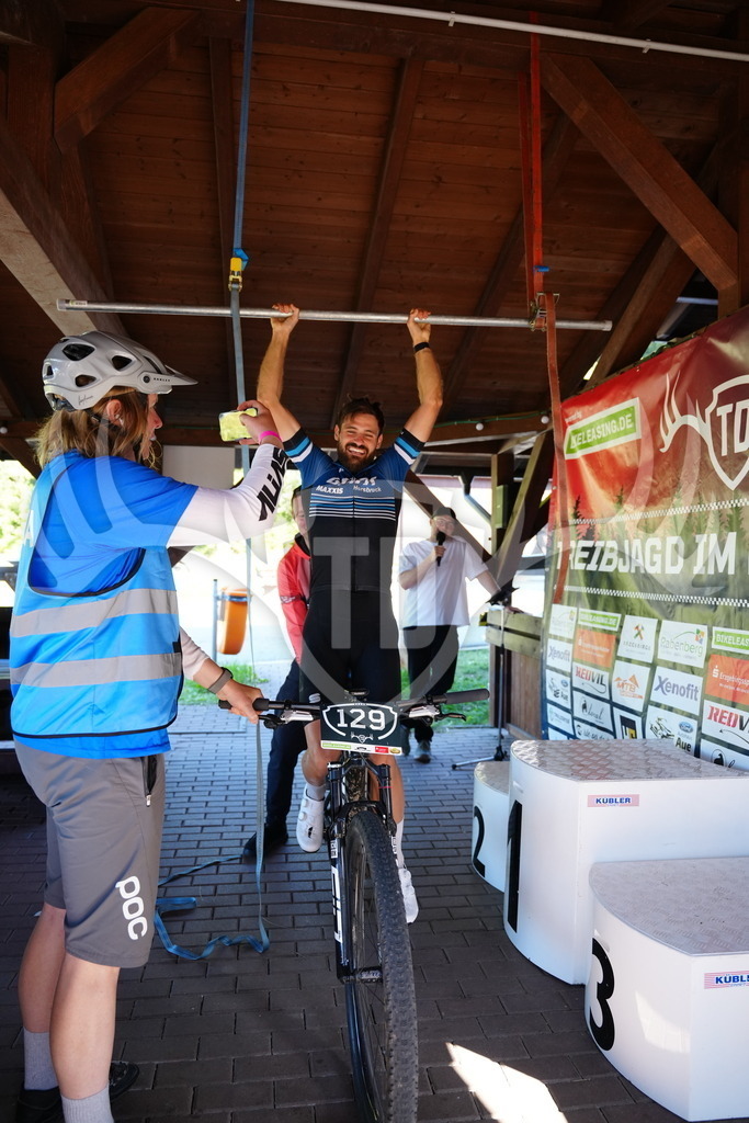 FC101109 | Fotogalerie der Treibjagd im Dunkelwald - Dein MTB Etappenrennen im Erzgebirge - Realisiert mit Pictrs.com