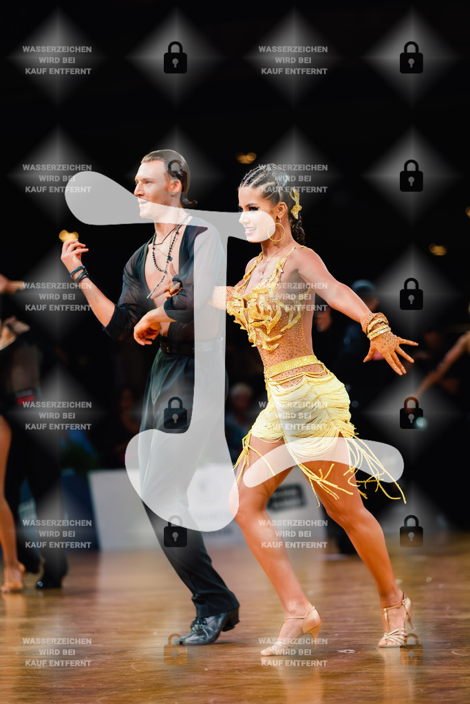 GOC 2025 - WDSF GrandSlam Latin 41st-43rd (164) Rostyslav Ridnyy _ Sofiia Kapustina (Ukraine)-2025-08-23-1942 | Webshop for digital downloads and prints of dance sport, event & show photographer Julian Link - Realisiert mit Pictrs.com