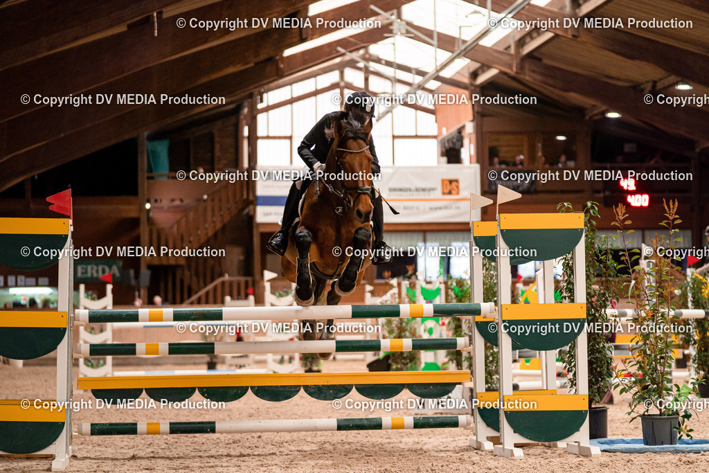 Springen Tag 1-560 | dv-media-shop - Realisiert mit Pictrs.com