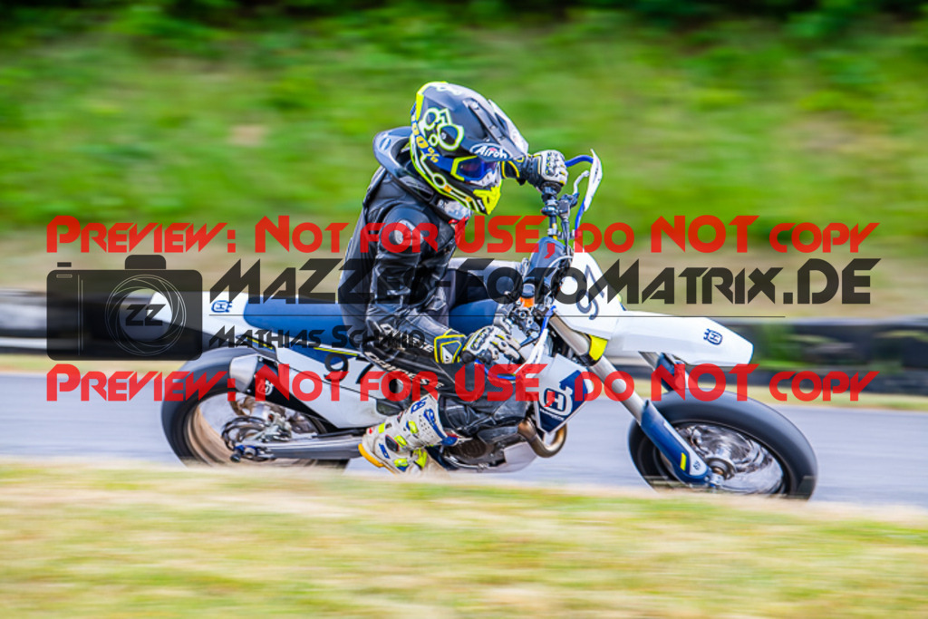 MaZZes_FotoMatrix_220528_5004 | Fotograf Mathias Schmid
Sportfotograf,
Eventfotograf,
Hochzeitsfotograf,
Portraitfotograf