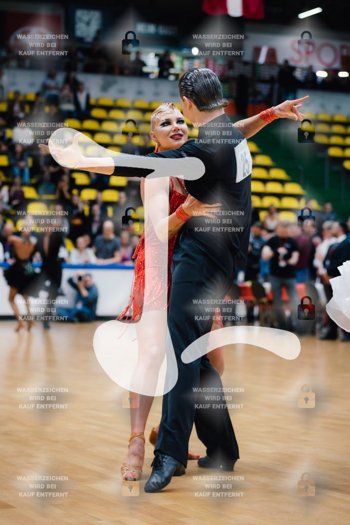 Hessen Tanzt WDSF International Open Latin 6th (25) Einoras Degutis _ Ugne Bliujute (Lithuania)-2025-05-18-5319 | Webshop for digital downloads and prints of dance sport, event & show photographer Julian Link - Realisiert mit Pictrs.com