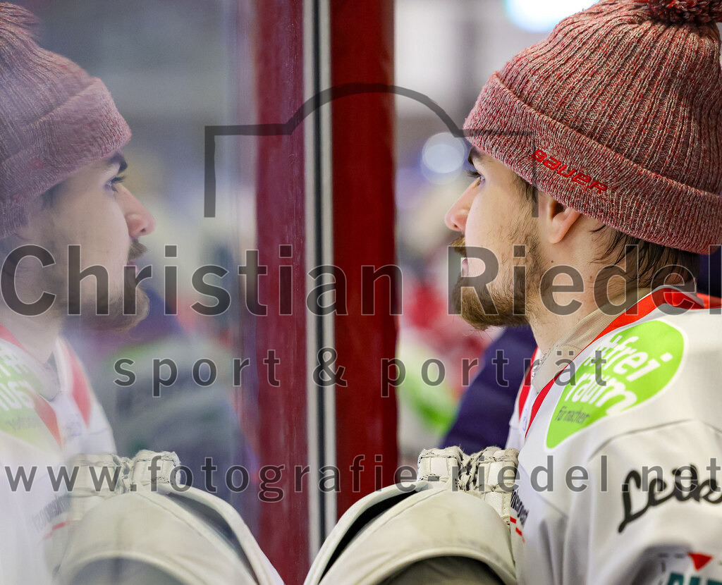 2026-01-18_068_TSV_Erding_gegen_Selber_Woelfe | Erding, Deutschland, 18.01.2026:Eishockey, Oberliga Süd 2025 / 2026, 38. Spieltag, TSV Erding gegen Selber Wölfe, Endergebnis: 2:3 n.V.Torwart David Kubik (Selber Wölfe, #71)Foto: Christian Riedel / fotografie-riedel.net
