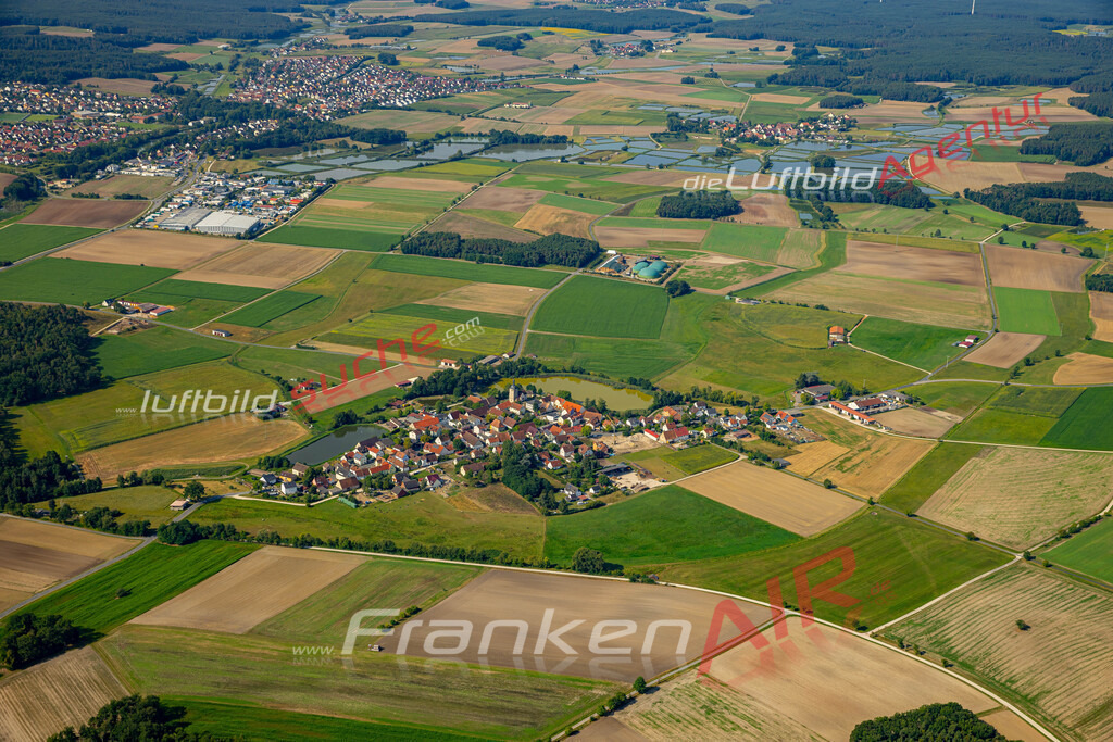 kairlindach-weisendorf-646-jahr-2024 | Das Luftbild zeigt : Kairlindach Weisendorf - Die Luftaufnahme wurde 2024 vom UL-Flugzeug aus erstellt ( keine Drohne ) - Hochauflösende Luftaufnahme - Für grossformatige Ausdrucke geeignet. Die Geschenkidee !Mit Lizenz und Bildrechte bestellbar