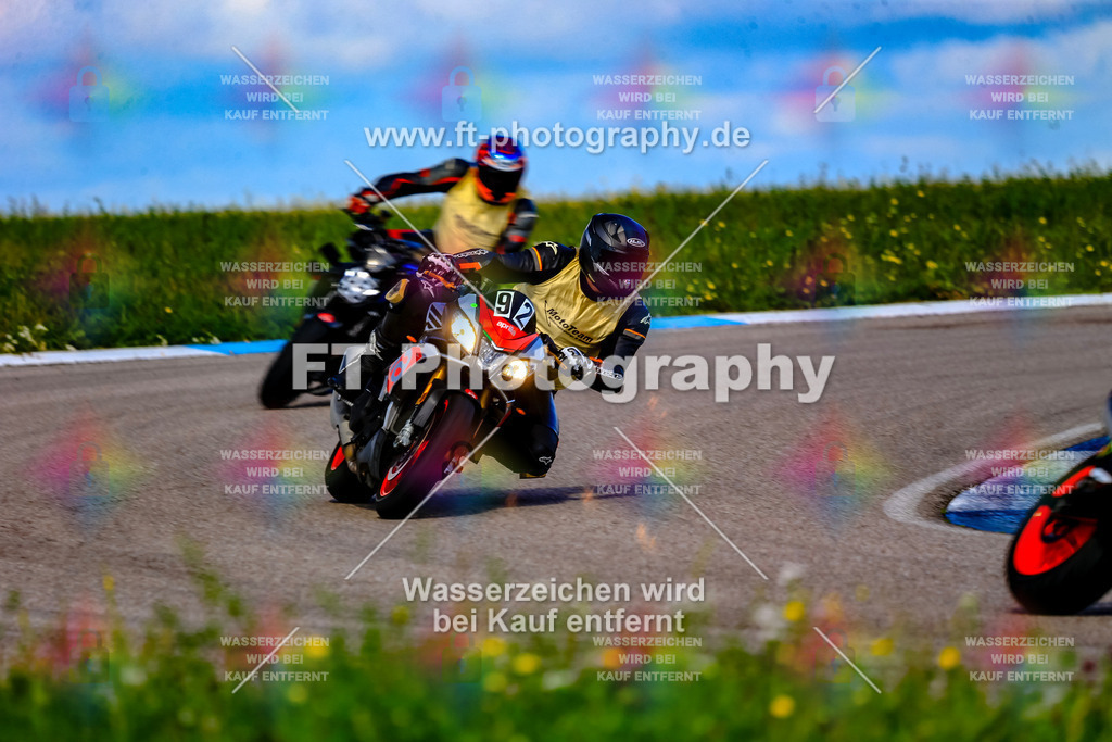 092-5404 | Hier findet Ihr Bilder von Touristenfahrten auf der Nürburgring Nordschleife oder von anderen Veranstaltungen die ich besucht habe. Viel Spass beim Durch Schauen 