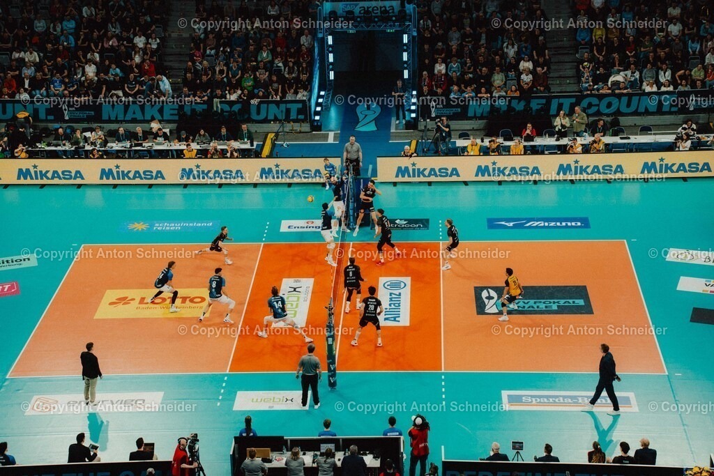 Vollyballpokalfinale 25/26 Mannheim | Zoi DVV Pokalfinale am 28.02.2026 in Mannheim I VfB Suhl LOTTO Thüringen - Allianz MTV Stuttgart I VfB Friedrichshafen - SVG Lüneburg - Realisiert mit Pictrs.com