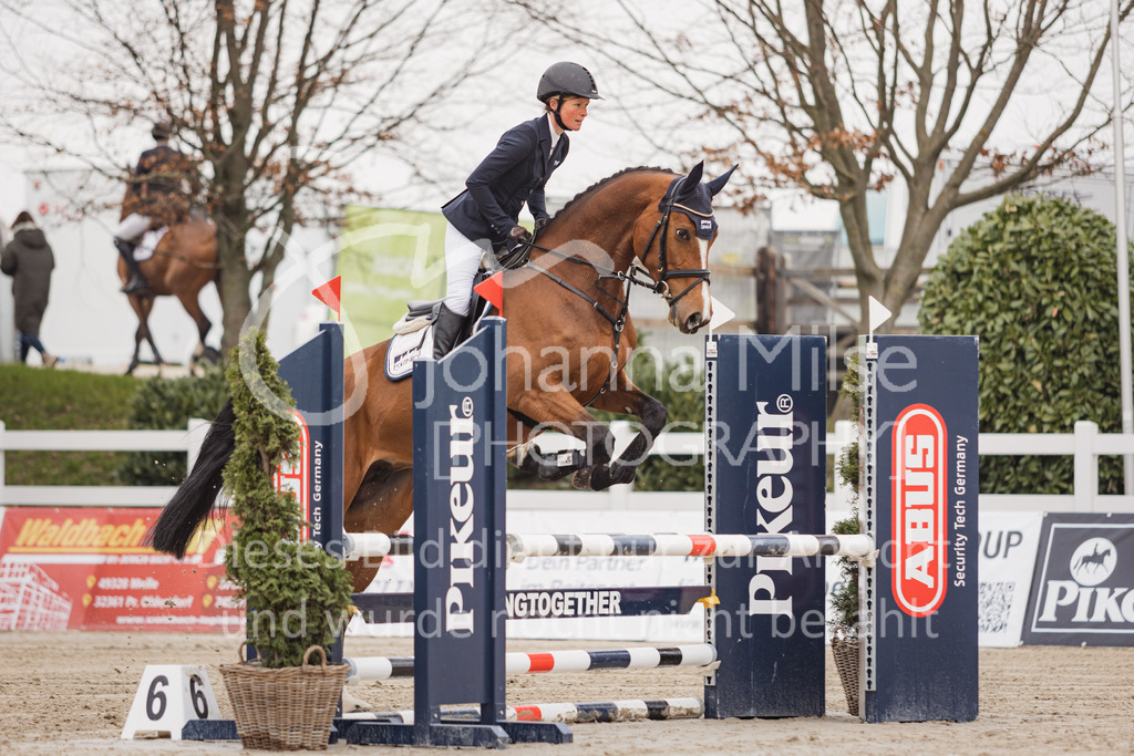 220331_SprPf-A-8 | SEASON OPENING 2022
Herford Laar
31.03.2022
01 Springpferdeprüfung Kl. A*