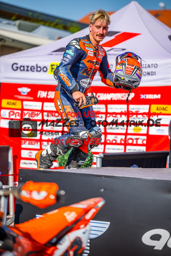 MaZZes_FotoMatrix_230611_7536 | S1