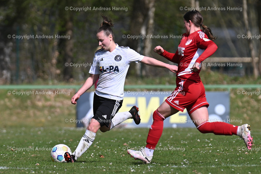 Fußball I Frauen I Saison 2024-25 I Oberliga I FC Jesteburg-Bendestorf - SpVg Aurich Frauen I 13.4.2025 | a-hannig - Realisiert mit Pictrs.com