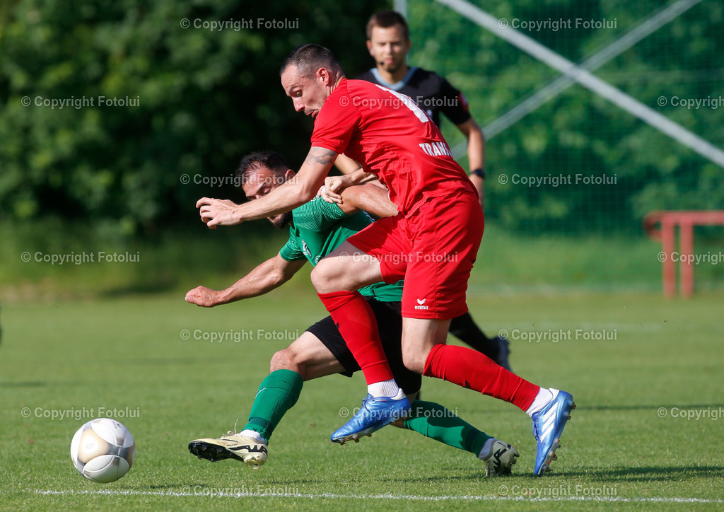 A_LUI_250524_20 | SPORT,FUSSBALL,LT1 OOE LIGA ASKOE OEDT-UNION PROCON DIETACH 25.05.2024 IM BILD:  FLORIAN MADLMAYR  (OEDT)  UND YUSUF EFENDIOGLU (DIETACH FOTO:FOTOLUI