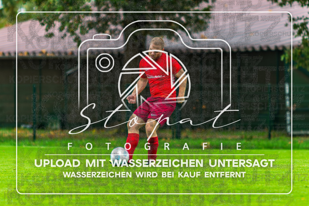 FSFSLEN-1021 | Ronald Mattert (Eintracht Leinetal 4 #07) beim Herren 3. Kreisklasse HK Spiel zwischen FG Fulde-Stellichte 2 und Eintracht Leinetal 4 im Fulder Zentralstadion, Fulde (Simon Paul Stopat) - Realisiert mit Pictrs.com