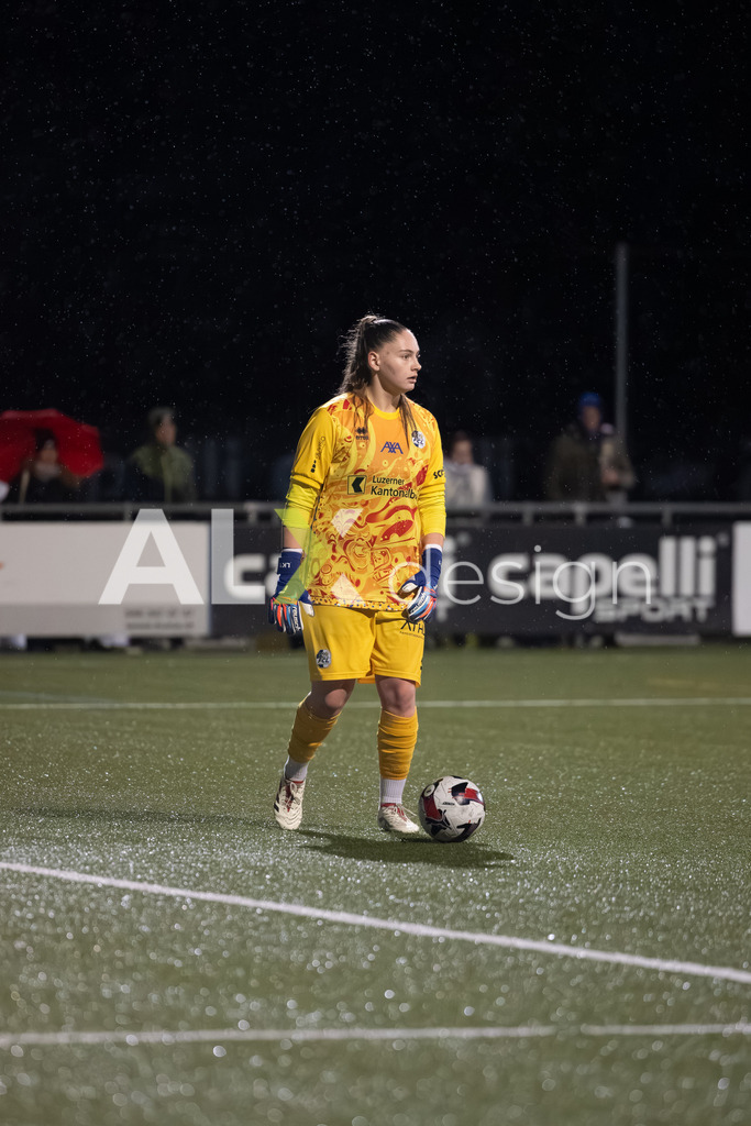 Fußball I Frauen I Saison 2025-2026 I AXA Women's Super League | Women I 14. Spieltag I Grasshoppers Club Zürich - FC Luzern I 14.02.2026 | 1 Lea Kramoviku (CH) (FC Luzern) – Tor - Realisiert mit Pictrs.com