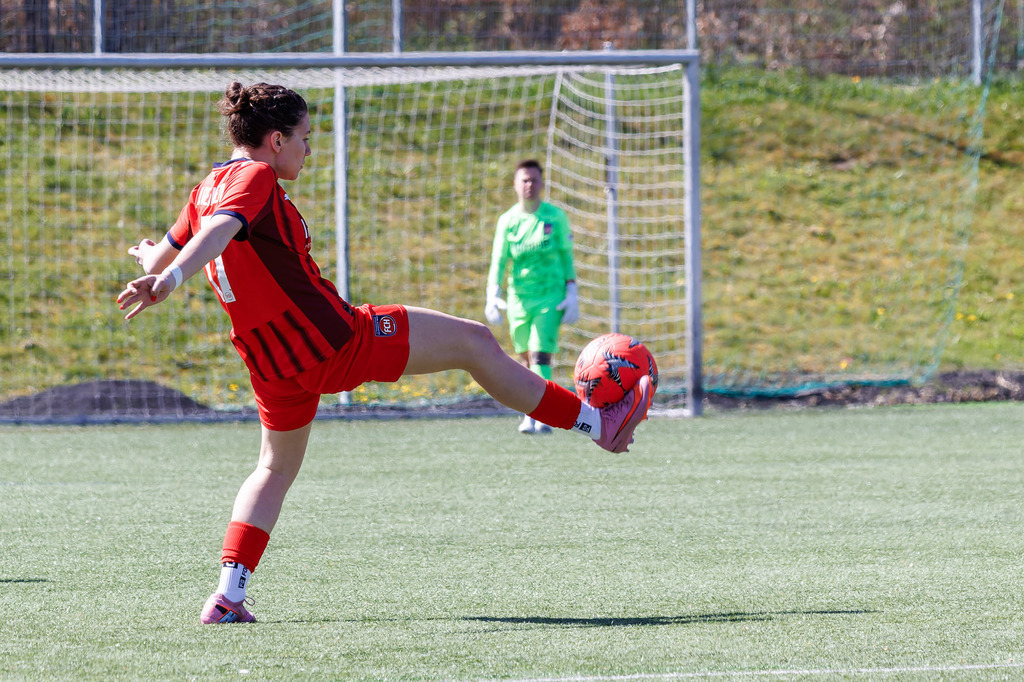 20260426-FCH-Hohenmemmingen_047 | Fotopresso – Sportfotografie in Heidenheim & Umgebung. Professionelle Sportfotografie für unvergessliche Momente. Dynamische Action-Shots, emotionale Szenen & hochwertige Bilder. - Realisiert mit Pictrs.com