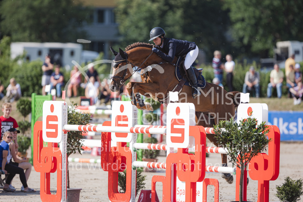 220611_LüPfSpTa_GroßerPreis-637 | Lützower Pferdesporttage
Springprfg.Kl.S m.St.**
Großer Preis
11.06.2022