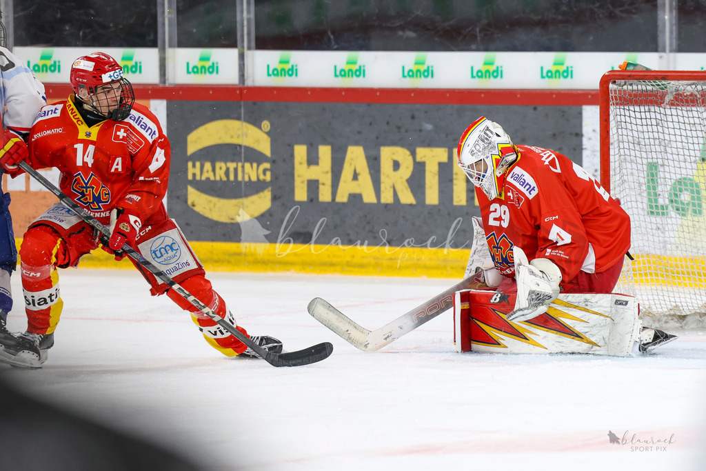 U18_EHCB vs EHCK_wb20260308-1241 | Sportbilder, Sportfotograf, Hochzeits- und Eventfotografin, Flugshows, Portraits und Tiershooting, Aviation, Downhill, Nationalleague, Swissleague, International