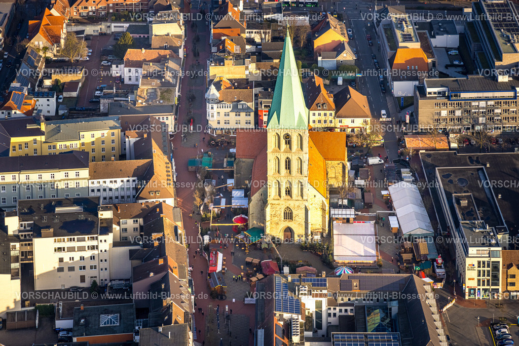 Hamm241200814 | Luftbild, evang. Pauluskirche in der Innenstadt mit Weihnachtsmarkt, Mitte, Hamm, Ruhrgebiet, Nordrhein-Westfalen, Deutschland