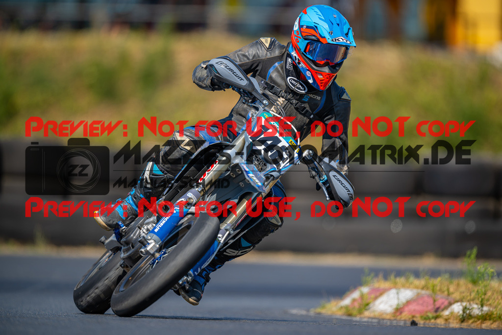 MaZZes-Fotomatrix-20260815-598378 | S2