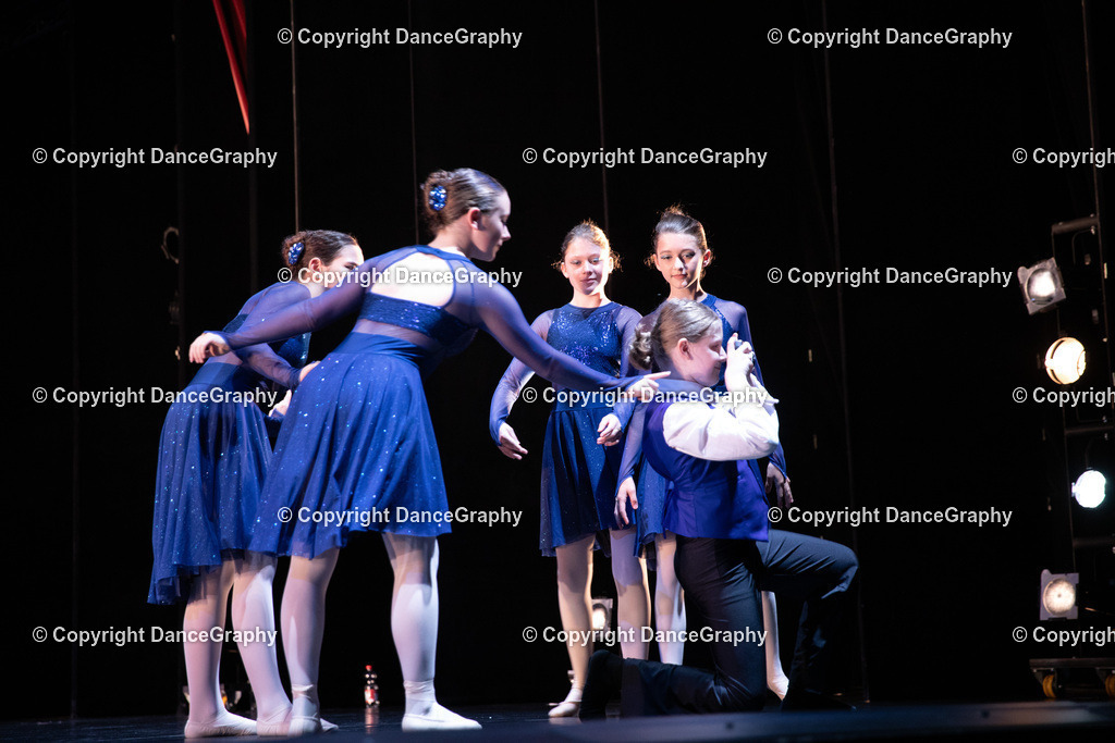 GPHY5037 | DanceGraphy - Realisiert mit Pictrs.com