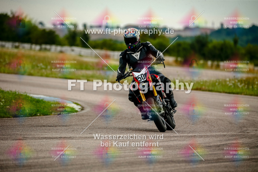 Chambley Juli-2105 | Hier findet Ihr Bilder von Touristenfahrten auf der Nürburgring Nordschleife oder von anderen Veranstaltungen die ich besucht habe. Viel Spass beim Durch Schauen 