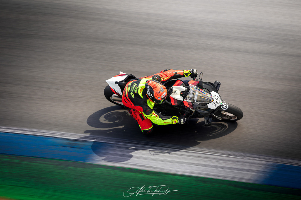 Ducati Trackday Hockenheimring 2026 | Entdecken Sie die faszinierende Welt von Alexander Tschuncky Arts: Kreative Fotografie, atemberaubende Automobilkunst und hochwertiger Bilderdruck. Lassen Sie sich inspirieren! - Realisiert mit Pictrs.com
