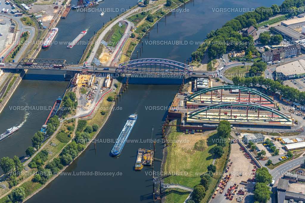 Duisburg220702042 | Luftbild, Duisburg Hafen Ruhrort, Baustelle Karl-Lehr-Brücke, Ruhrort, Duisburg, Ruhrgebiet, Nordrhein-Westfalen, Deutschland