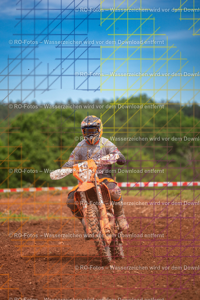 Wolfshausen 3 Lauf -518 | Sportfotografie von RO-Fotos: Motorsport, Motocross, Enduro, Laufveranstaltungen und Triathlon. Professionelle Fotos von Sportlern und Events. - Realisiert mit Pictrs.com