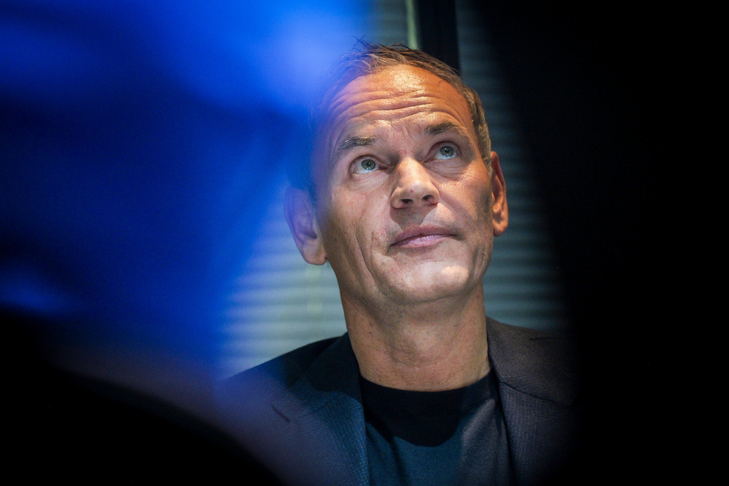 Blume | Weissach - Interview mit Oliver Blume , CEO von Porsche - Realisiert mit Pictrs.com
