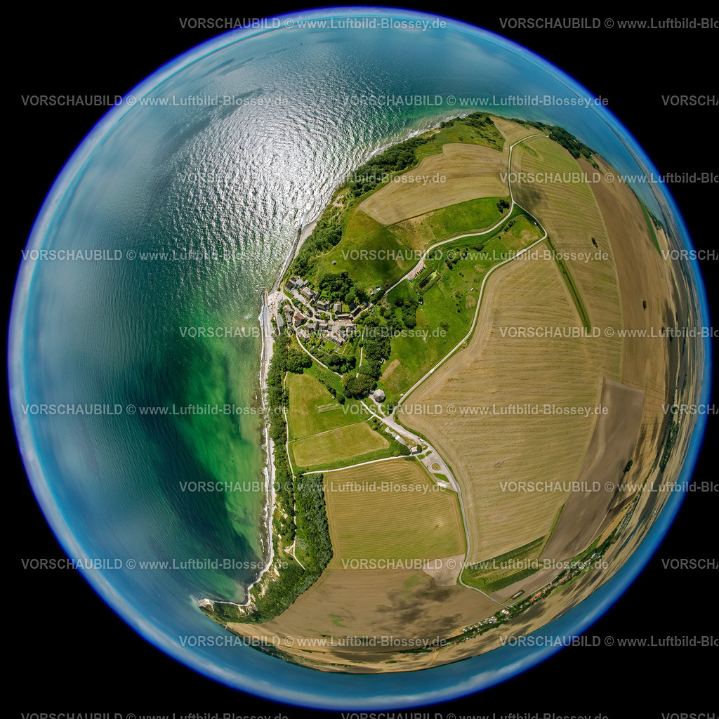 Ruegen12083079Vitt1 | Luftbild, Ortschaft Vitt, Fischerdorf, Fischaugenlinse, fisheyeobjektiv, rundes Bild,  Putgarten, Insel Rügen, Mecklenburg-Vorpommern, Deutschland, Europa