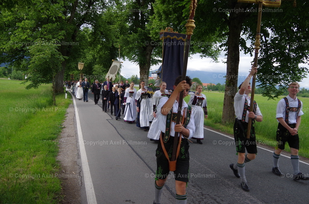 IMGP5969 | fotografiert von Axel PollmannLeonhardi Wallfahrt Benediktbeuern und Murnau, Fronleichnam, Fasching, Landschaft im Loisachtal und Benediktbeuern  - Realisiert mit Pictrs.com