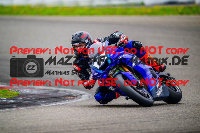 MaZZes_FotoMatrix_240804_6007705_2261 | Fotograf Mathias Schmid
Sportfotograf,
Eventfotograf,
Hochzeitsfotograf,
Portraitfotograf