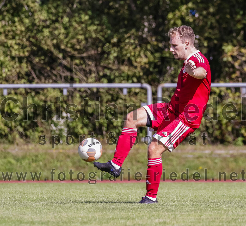 2023-09-02_063_SG_Markt_Schwaben_II_gegen_SV_Internationale_Taufkirchen_II | Markt Schwaben, Deutschland, 02.09.2023:
Fußball, C-Klasse 2023 / 2024, 3. Spieltag, (SG) Markt Schwaben II gegen SV Internationale Taufkirchen II, Endergebnis: 6:2

Michael Fischer (SG Markt Schwaben, #5)

Foto: Christian Riedel / fotografie-riedel.net