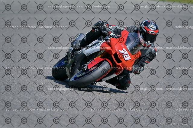 26BT02-1096 | markuskiefer.com - Realisiert mit Pictrs.com
