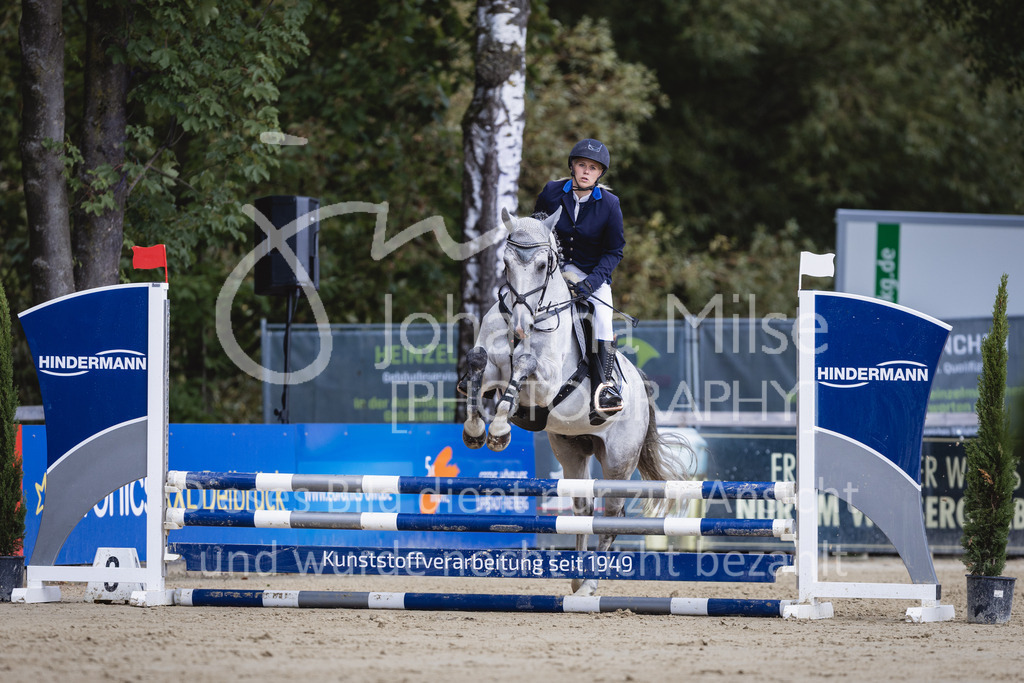 230826_Delbrueck_Stil-E-738 | Deine schönsten Turniermomente als professionelle Fotos! Entdecke hochwertige Pferdesport-Fotografie im Online-Shop. Jetzt Fotos finden & bestellen!