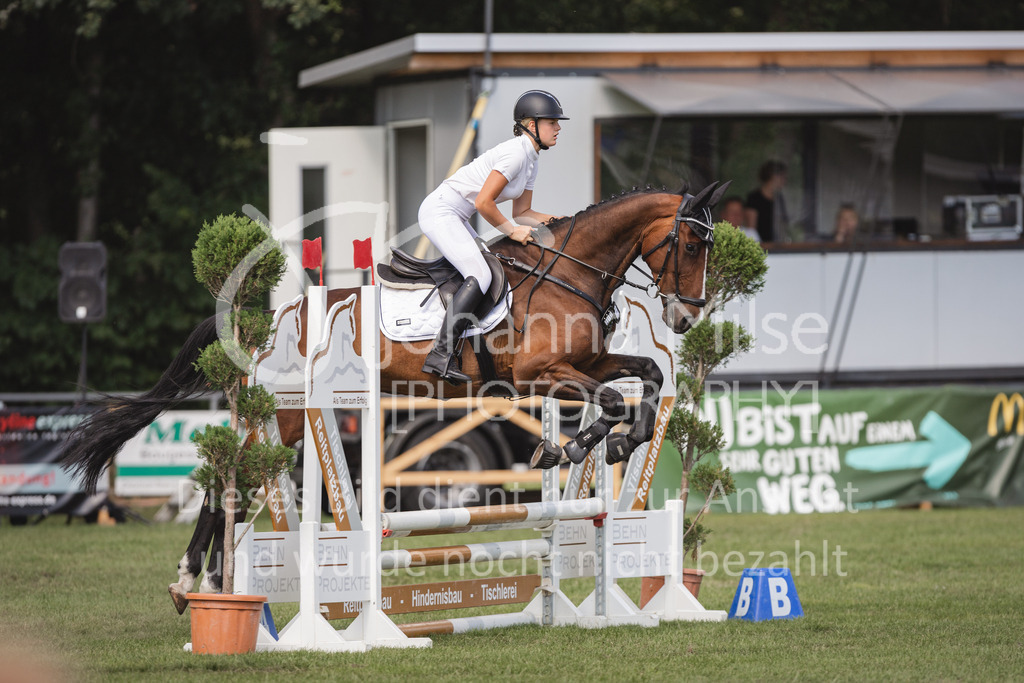 230714_LC_Mini-237 | Deine schönsten Turniermomente als professionelle Fotos! Entdecke hochwertige Pferdesport-Fotografie im Online-Shop. Jetzt Fotos finden & bestellen!