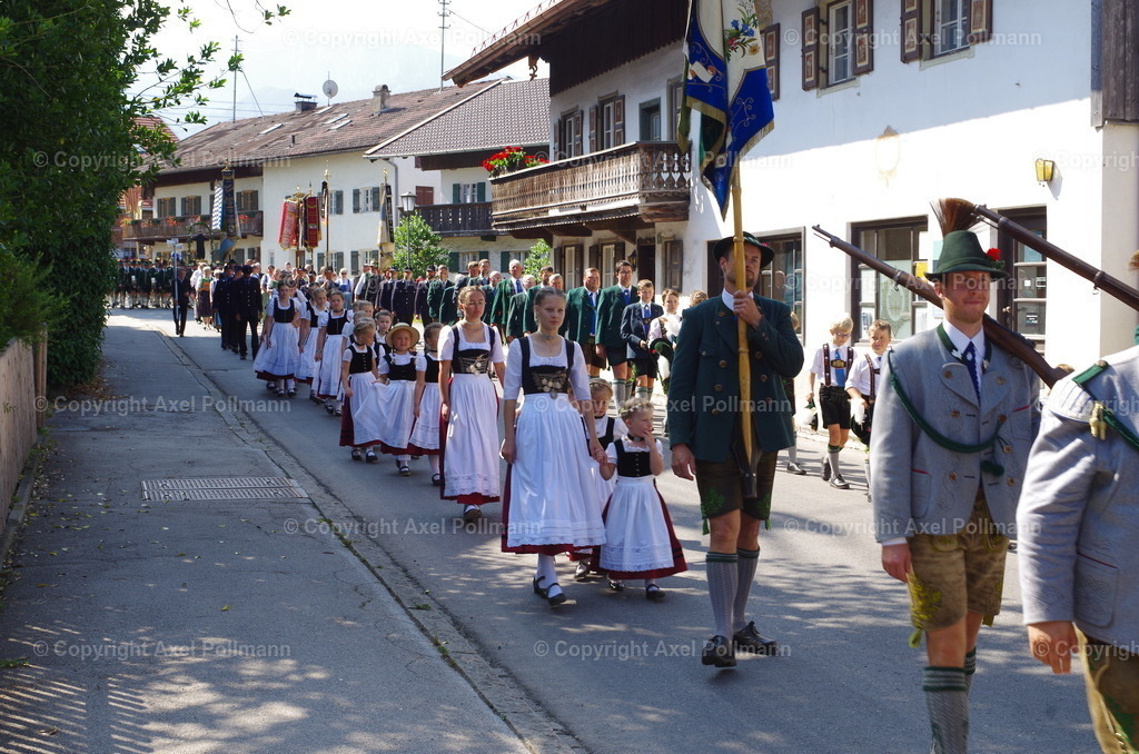 IMGP3648 | fotografiert von Axel PollmannLeonhardi Wallfahrt Benediktbeuern und Murnau, Fronleichnam, Fasching, Landschaft im Loisachtal und Benediktbeuern  - Realized with Pictrs.com