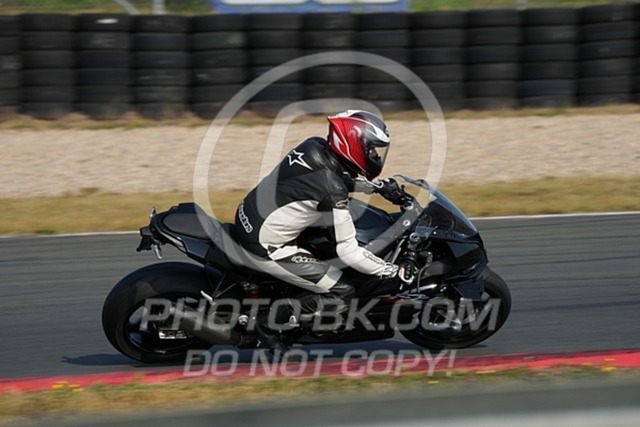 2024_09_07_PBK_31772 | Sportfotografie; SlowMotion; Video; Rennstrecke; Hafeneger; Speer; Racing; RSE; BMW; CBO; Trackday; Motorsportarena; Hockenheimring; Brno; Most; Barcelona; Valencia