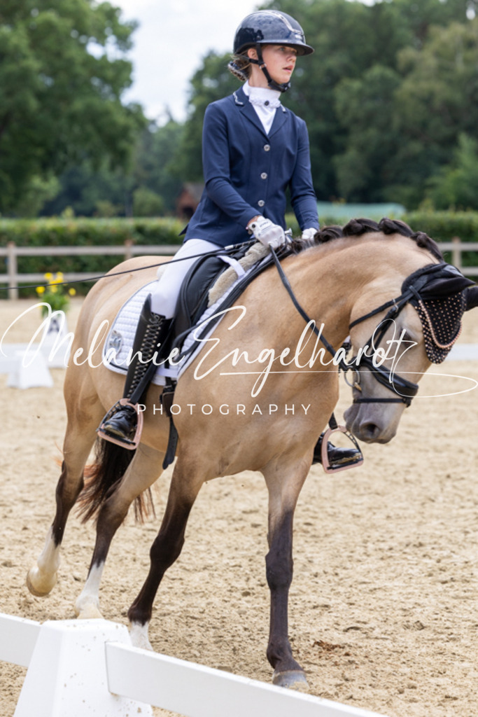 7I8A5194 | melanie-engelhardt-photography - Realisiert mit Pictrs.com
