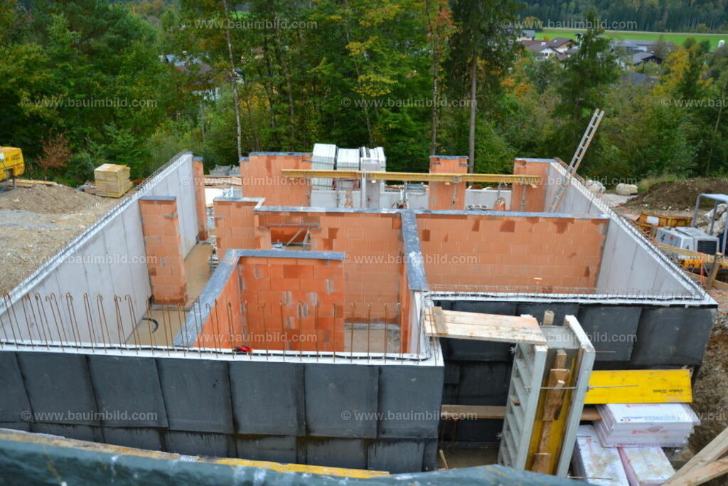 bib-lg05-abdichtungen-0021 | Nach LV-Leistungsgruppen sortierte Detailfotos über den Bau eines Hauses. Alle Hausbau-Bilder direkt vom Urheber und Autor der Website Haus-Selber-Bauen.com