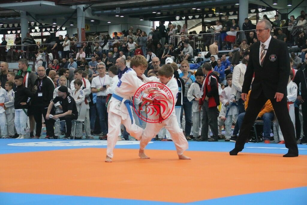 MSY-2022-10-29-7855 | Fotos vom Adler Cup - Pictures from Adler Cup

Hier findet Ihr alle Eindrücke und großen Momente der Adler Cup Wochenenden. Here you will find all impressions and great moments of the Adler Cup weekends. - Realisiert mit Pictrs.com