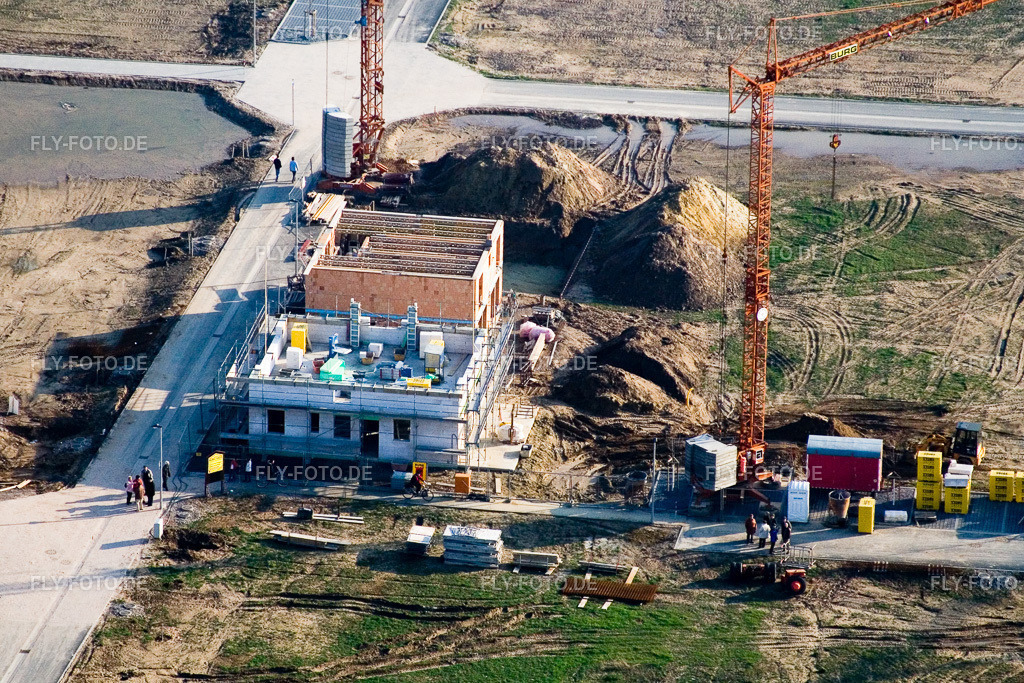 Neubaugebiet Am Höhenweg | Luftbild: Neubaugebiet Am Höhenweg in Kandel im Bundesland Rheinland-Pfalz in Deutschland. Foto: IMG_5382.jpg vom 18.02.2007 durch Werner Riehm/FLY-FOTO.de - Realisiert mit Pictrs.com