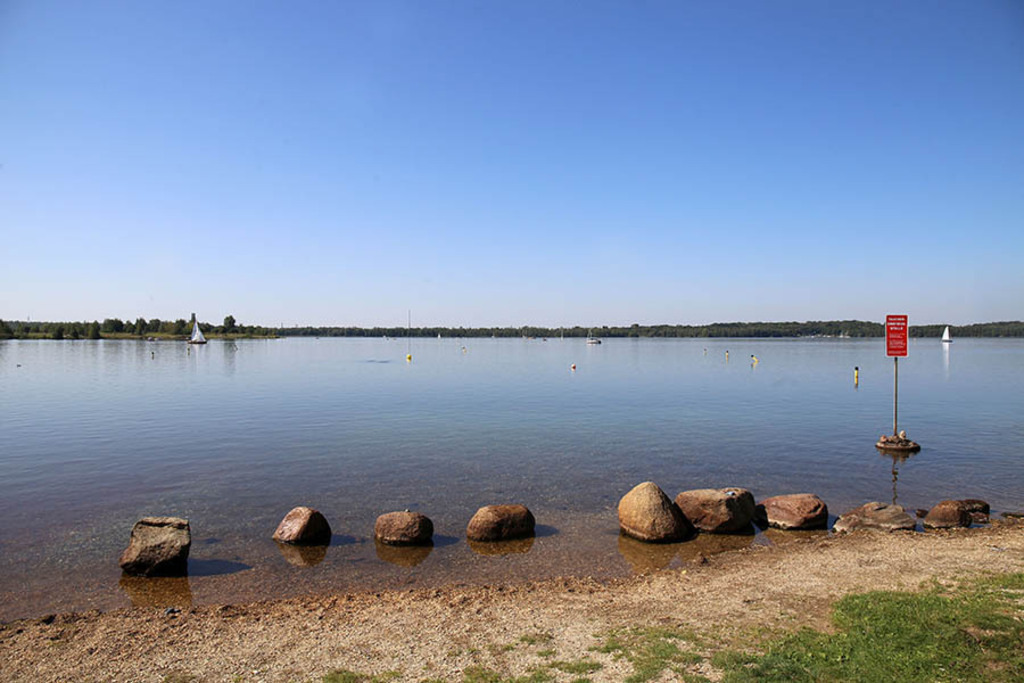 Foto: Leipzig - Cospudener See | Das Team hinter BILDLEXIKON LEIPZIG bündelt historische wie aktuelle Informationen über die Stadt Leipzig in Text und Bild auf einer Plattform und stellt diese der interessierten Öffentlichkeit zur Verfügung.