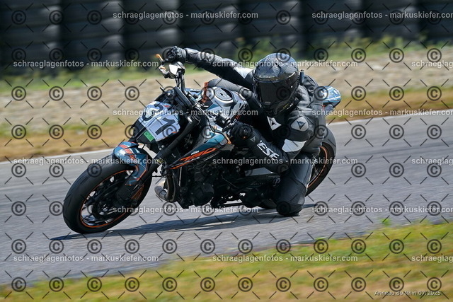 25bt04-1413 | markuskiefer.com - Realisiert mit Pictrs.com