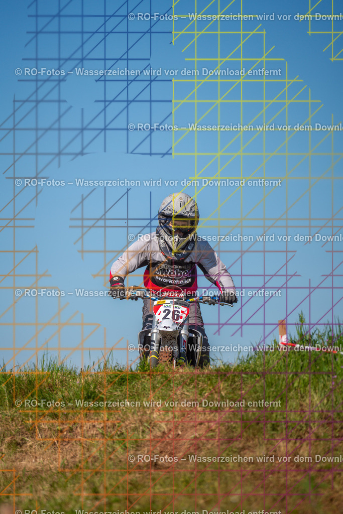 Wolfshausen 1 Lauf -128 | Sportfotografie von RO-Fotos: Motorsport, Motocross, Enduro, Laufveranstaltungen und Triathlon. Professionelle Fotos von Sportlern und Events. - Realisiert mit Pictrs.com