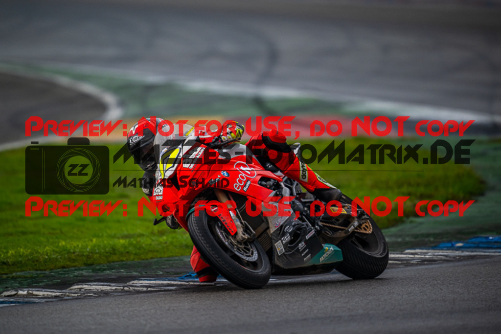 MaZZes_FotoMatrix_220925_5969 | IDM1000