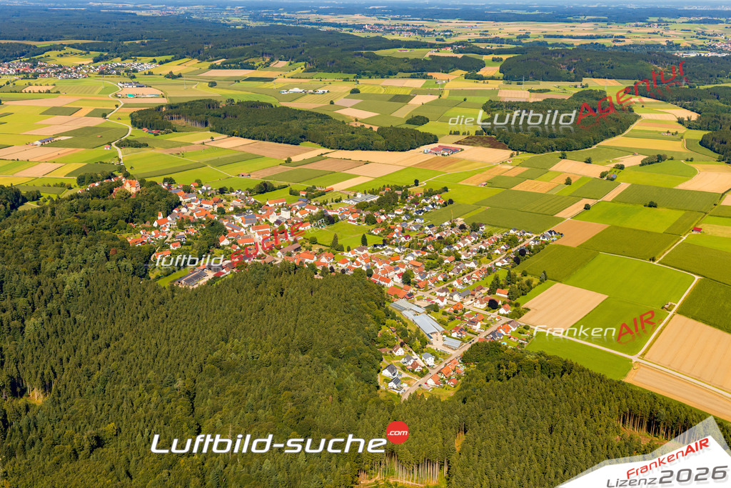 Luftaufnahme von Osterberg - Die Luftaufnahme wurde 2025 vom UL-Flugzeug heraus erstellt ( keine Drohne ) - Hochauflösende Luftaufnahme - für professionelle Ausdrucke geeignet. Die Geschenkidee !Mit Lizenz und Bildrechte bestellbar