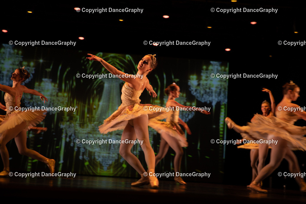 GPHY5295 | DanceGraphy - Realisiert mit Pictrs.com