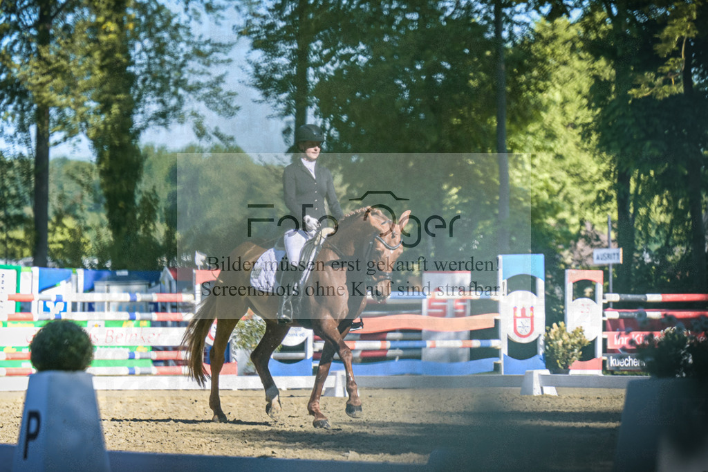 DOS_5334 | Entdecke hochwertige Reitturnierfotos von Foto Oger. Professionell, emotional und authentisch – jetzt Lieblingsmomente im Shop bestellen.Deutschlandweite Turnierfotografie. - Realisiert mit Pictrs.com
