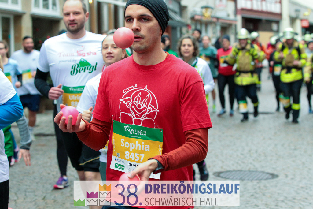 5km Roewisch Wohnbau Cup | 3 Koenigslauf 2024 5km Roewisch Wohnbau Cup - Realisiert mit Pictrs.com